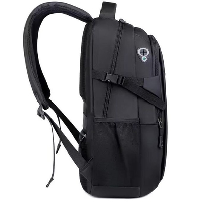 15Mochila portátil de viagem de negócios com carregamento USB.