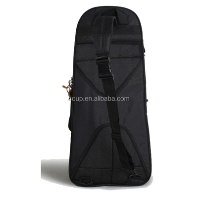 Saco esportivo preto de 30L com compartimento para portátil